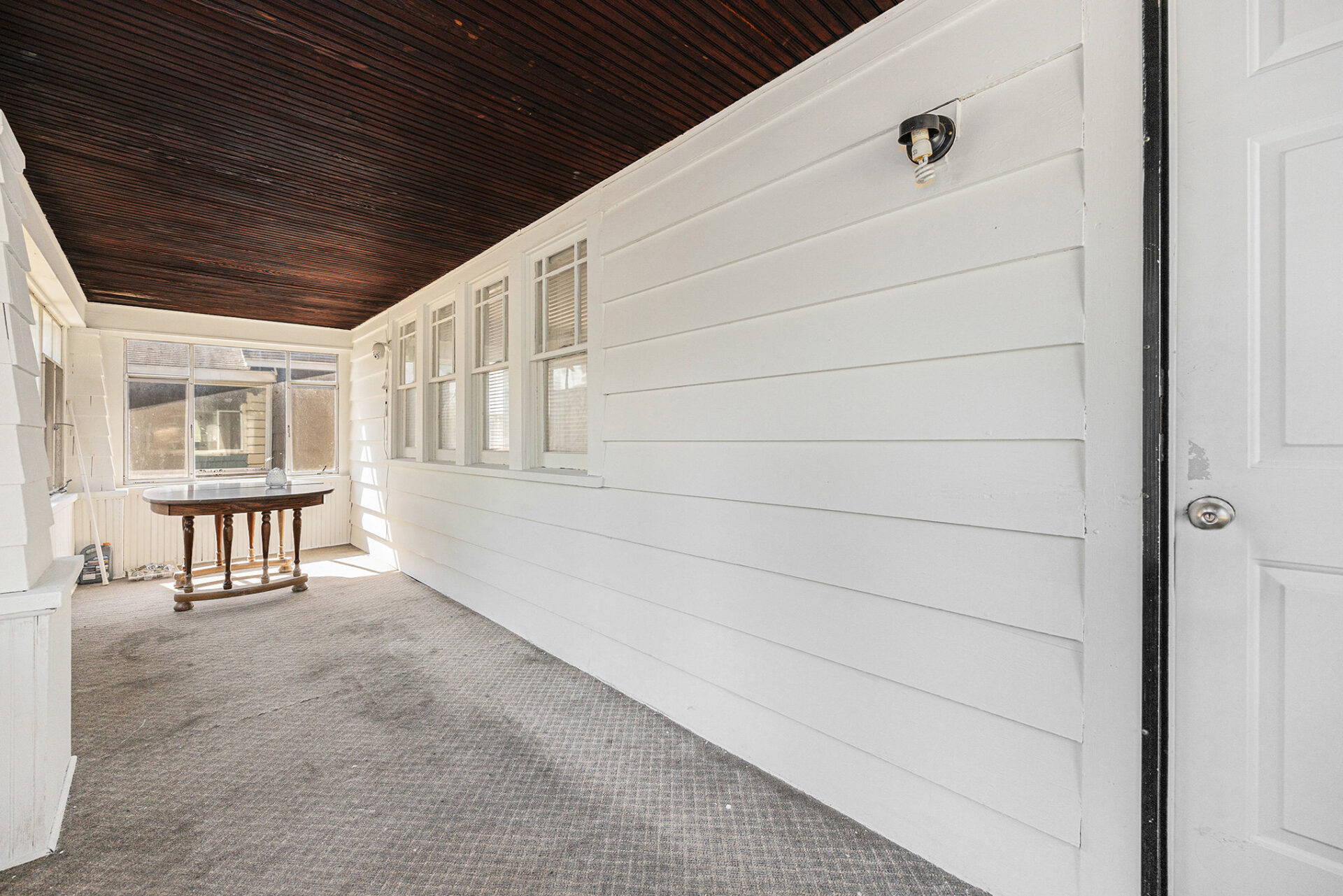 018_1845_manz_street-32_307